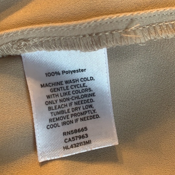 Chelsea tan wrap sleeveless shirt size S - Picture 8 of 8